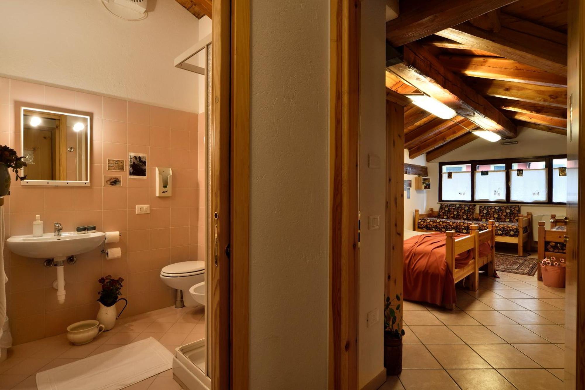 Rifugio Lou Lindal Hotel Canosio Exterior photo